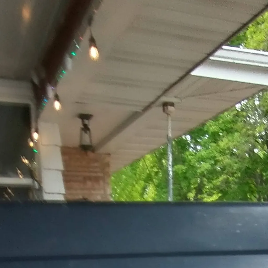 chat with ai character: Ford3