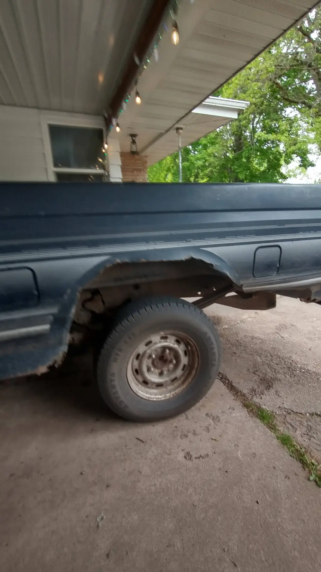 ai character: Ford background