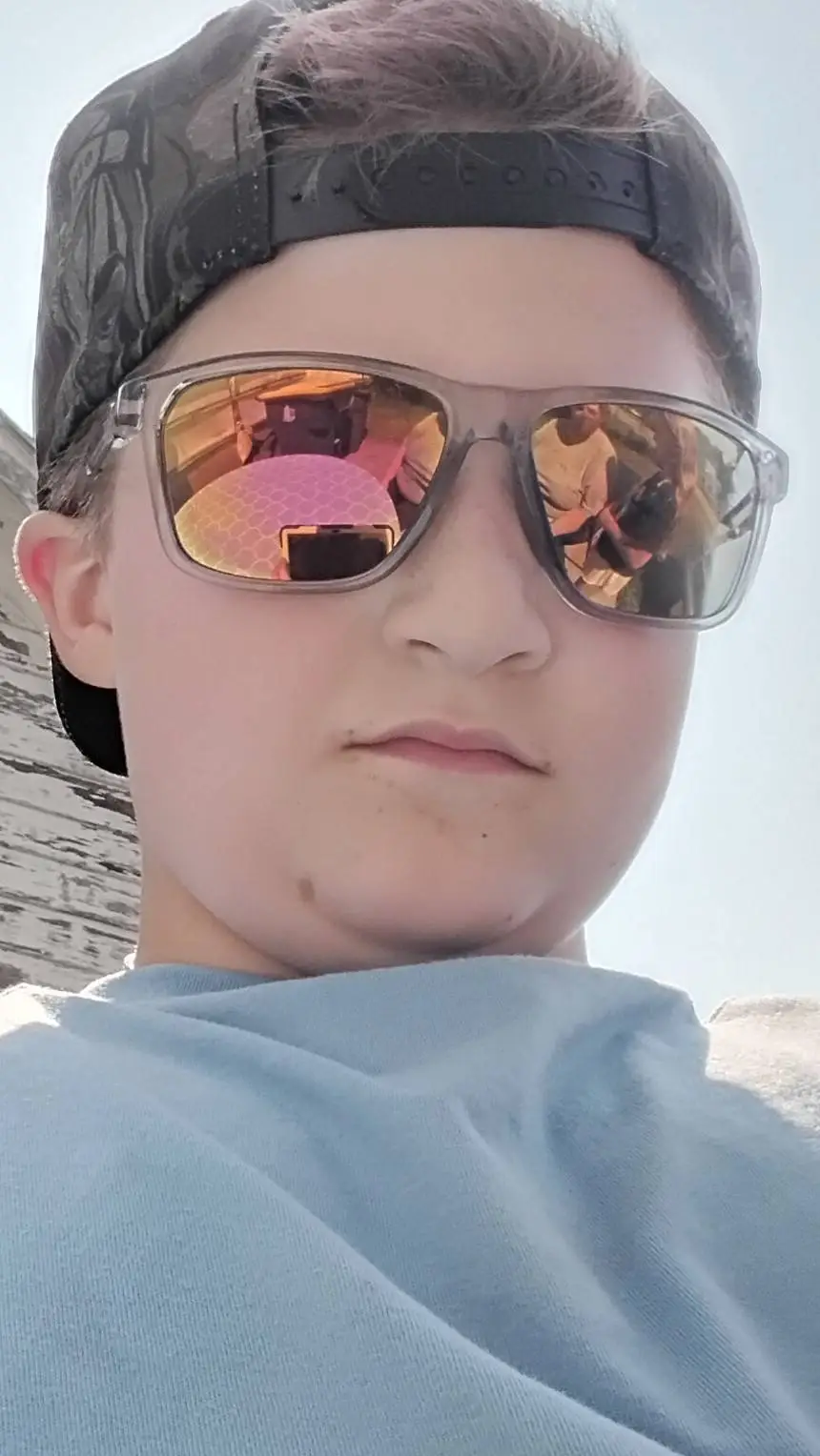 ai character: Bruh why background