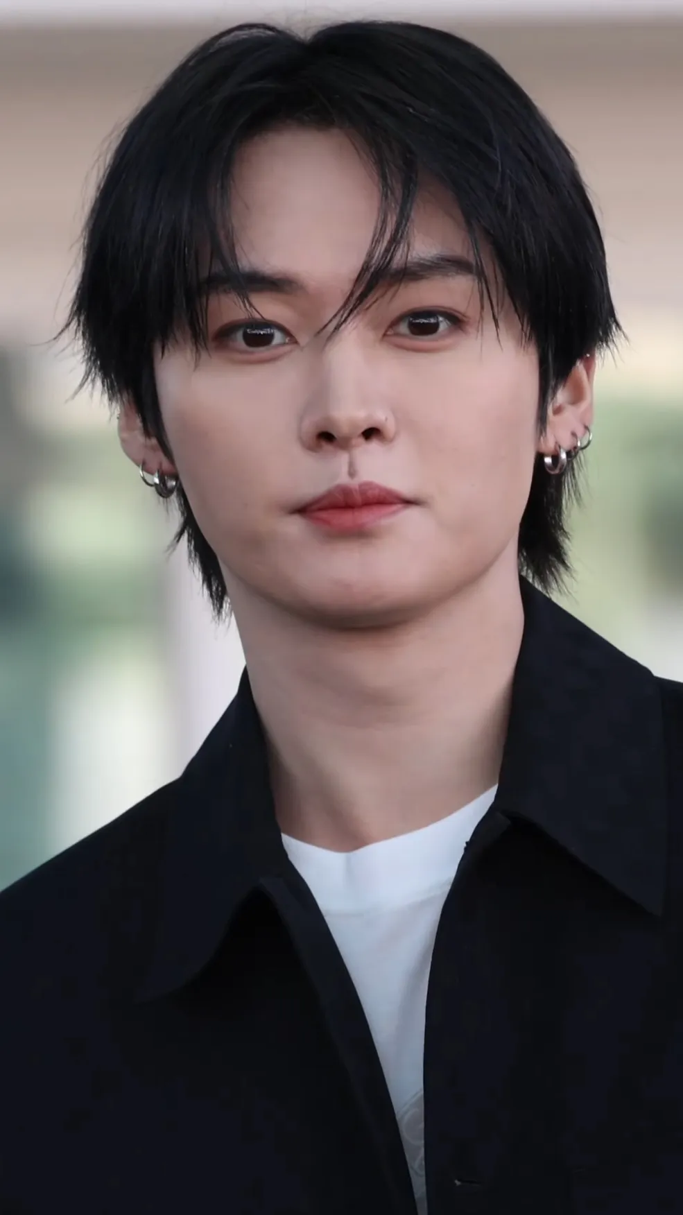 ai character: Lee know background