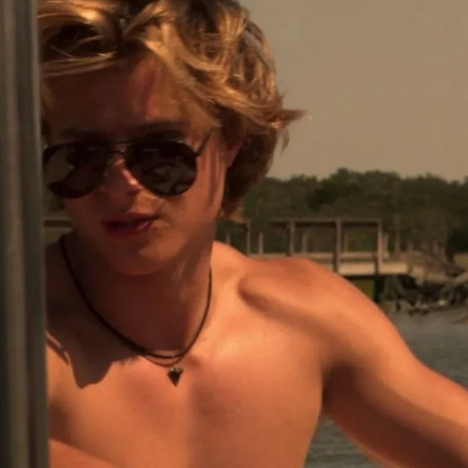 chat with ai character: JJ Maybank🚬🏖️