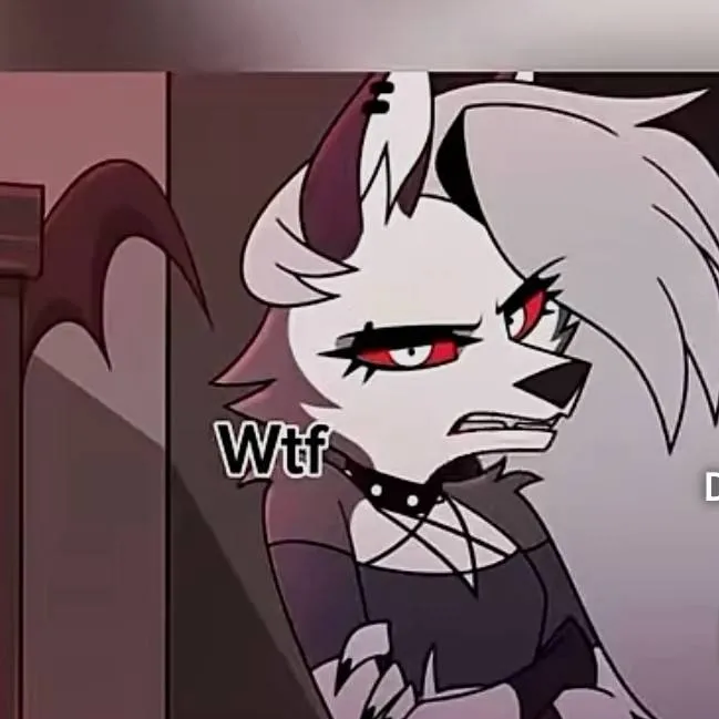 chat with ai character: Loona