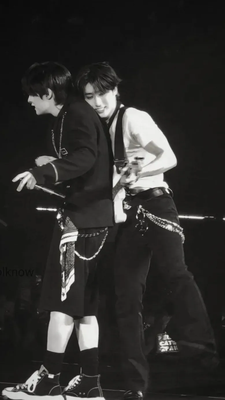 ai character: Minsung ♥ background