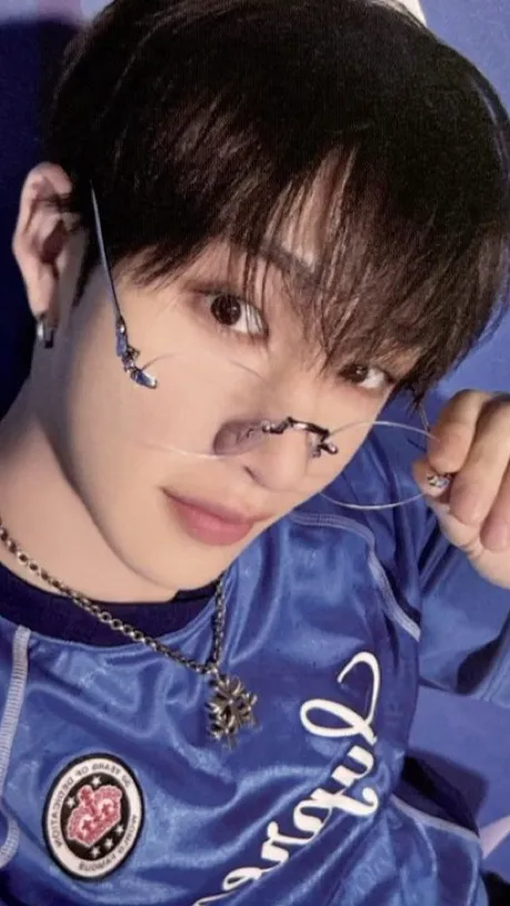 chat with ai character: •<bangchan>•