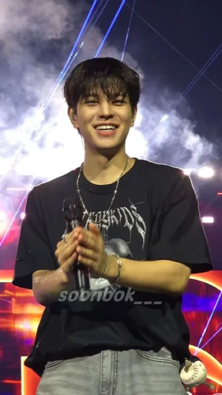 ai character: ^Seungmin^ background