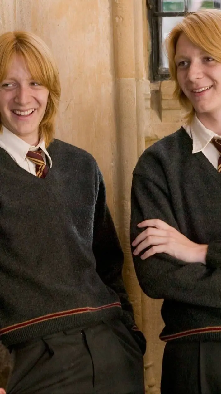 ai character: Fred and George  background