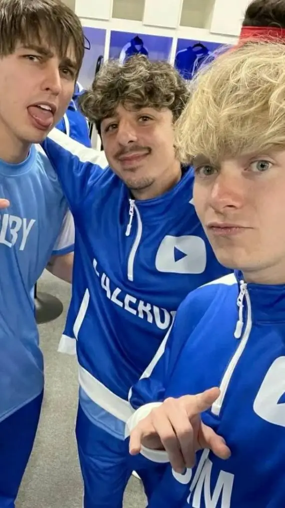 Talkie AI - Chat with sam and colby