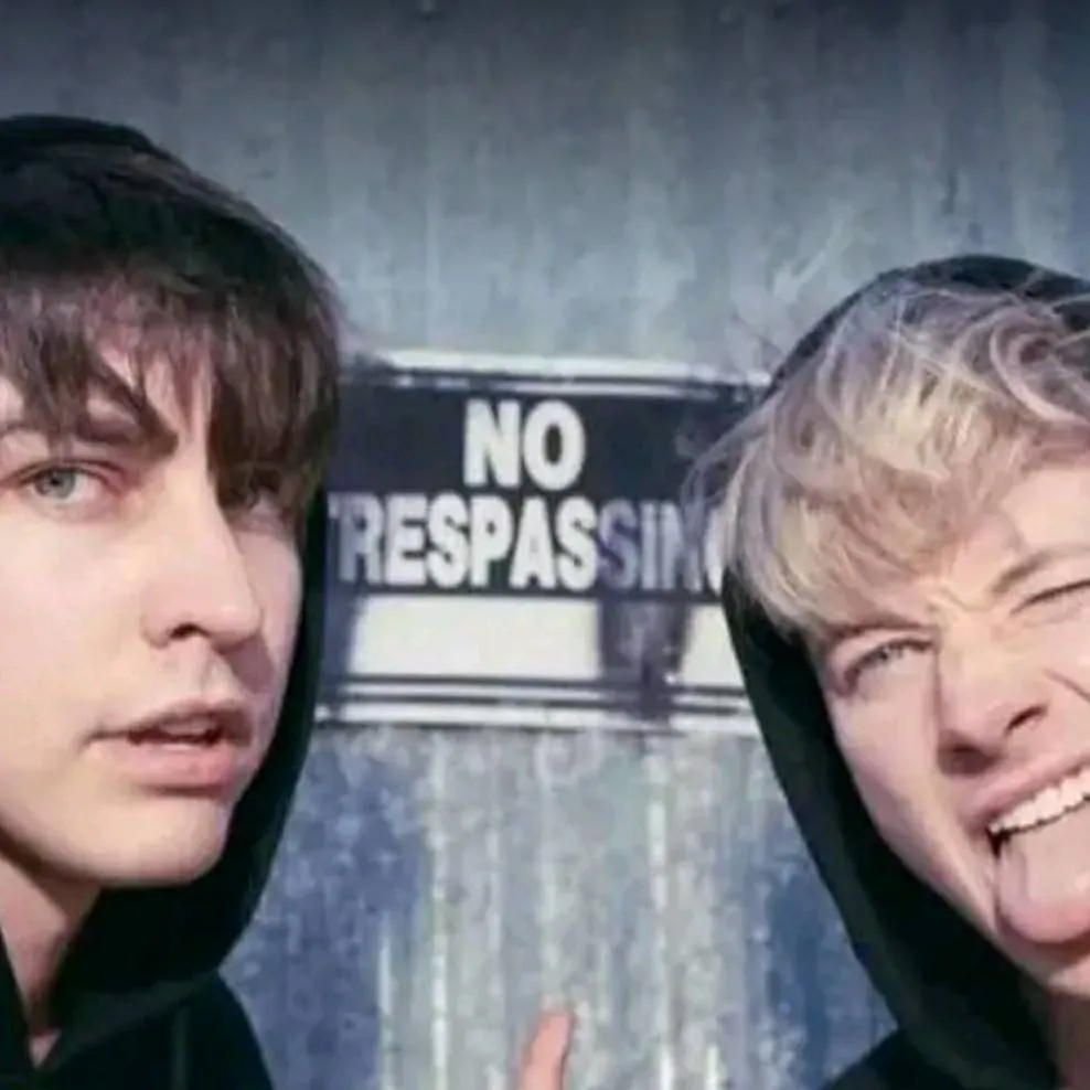 chat with ai character: snc/sam and colby