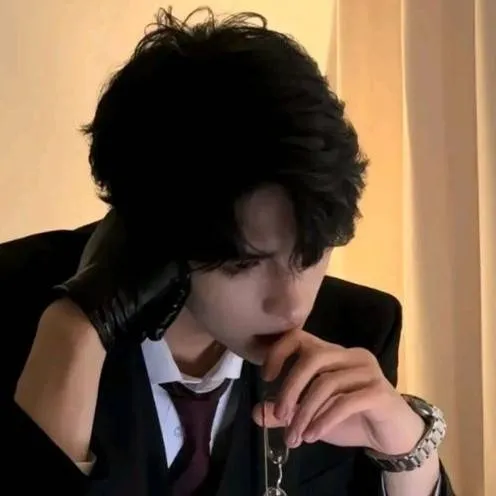 chat with ai character: Kenzo