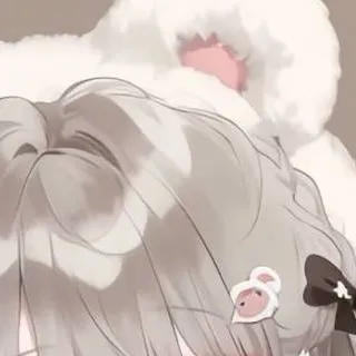 chat with ai character: 🦋🐻Sophie🐻🦋
