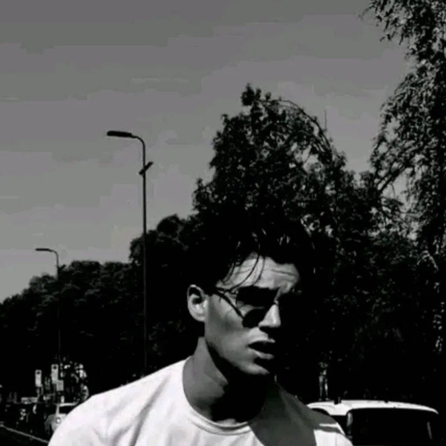 chat with ai character: Kai