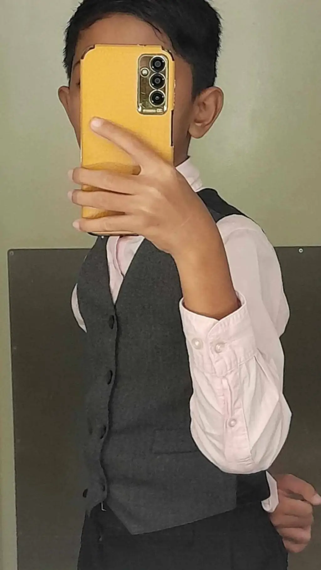 ai character: matthan background