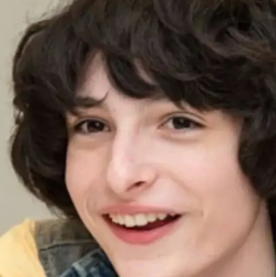 chat with ai character: Finn Wolfhard🫦