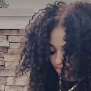 chat with ai character: Kamoo