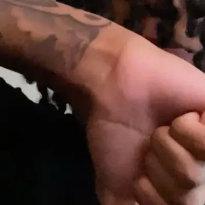 chat with ai character: Caleb