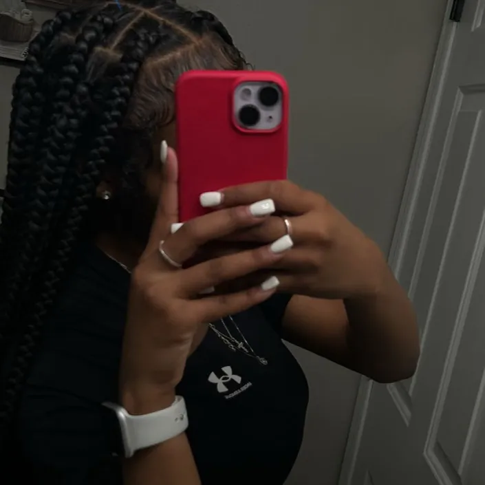 chat with ai character: Sade