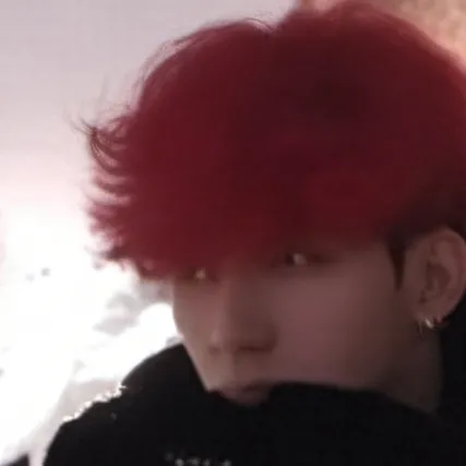 chat with ai character: Ben X Gilbert <3