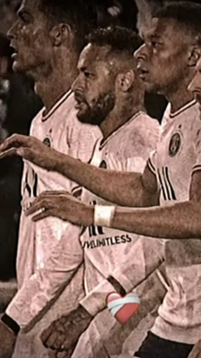 ai character: Ronaldo background