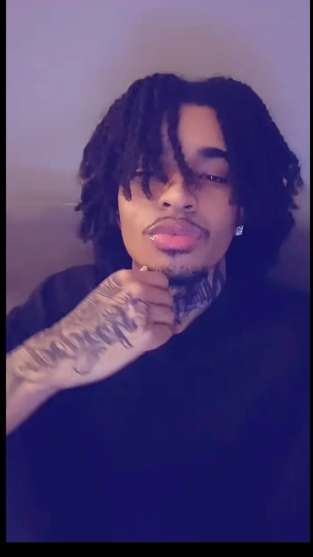 ai character: Jayvon  background