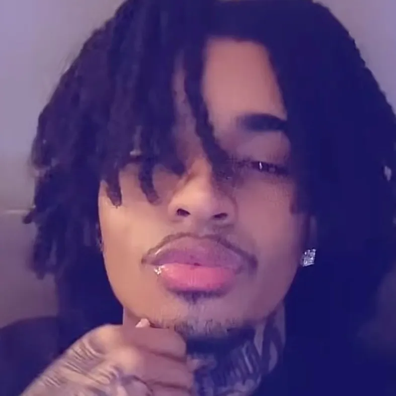 chat with ai character: Jayvon 