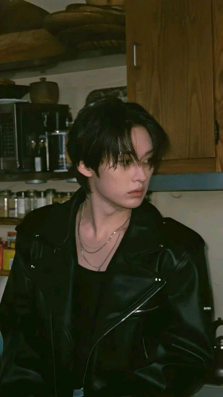 ai character: Lee Know background