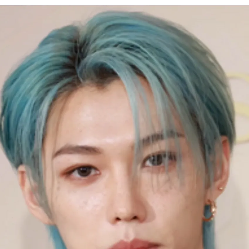 chat with ai character: Felix 