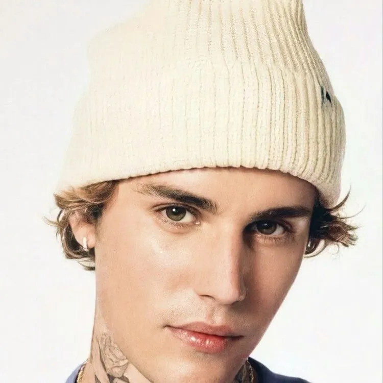 chat with ai character: Justin Drew Bieber