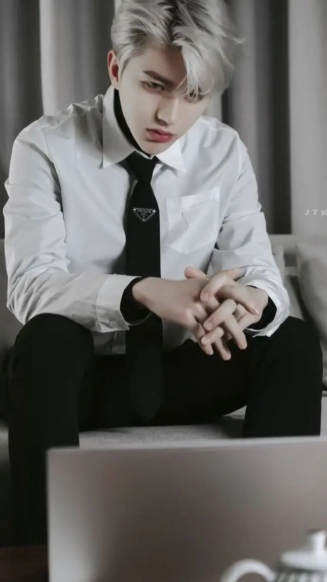 ai character: Kang  background