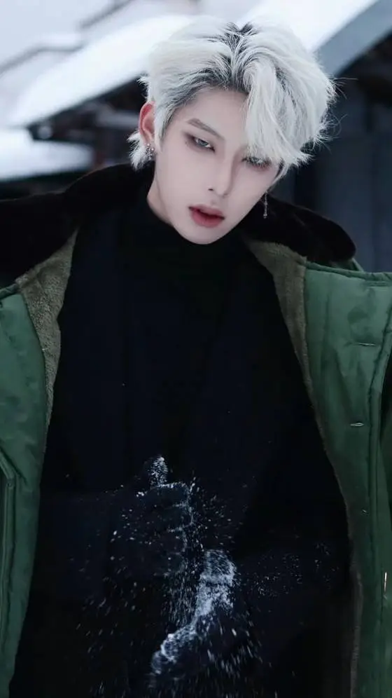 ai character: Zhan Qi  background