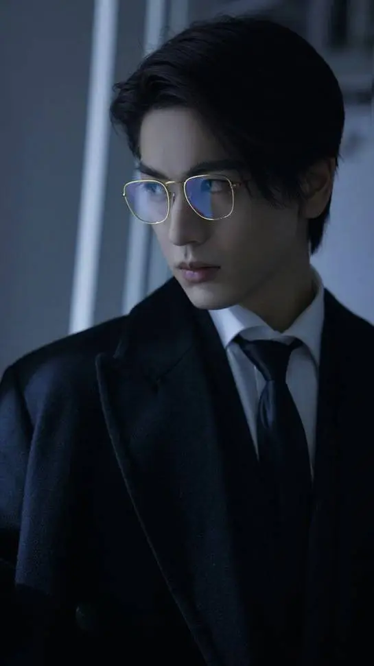 ai character: Lucas Wang  background