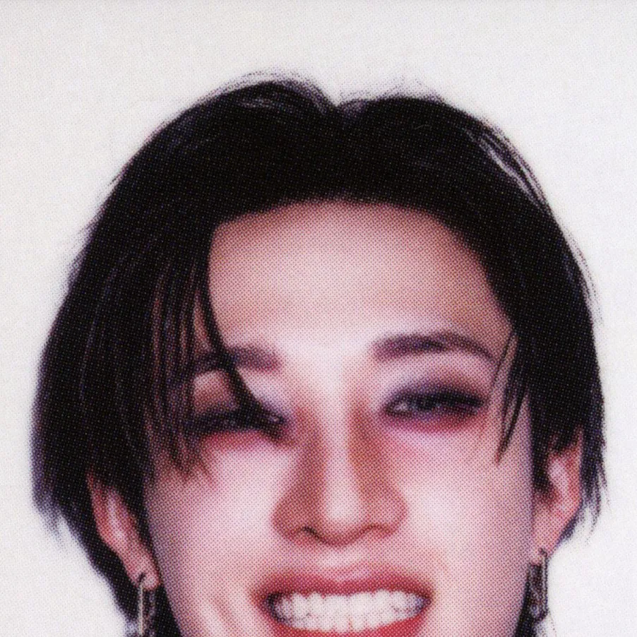 chat with ai character: BangChan