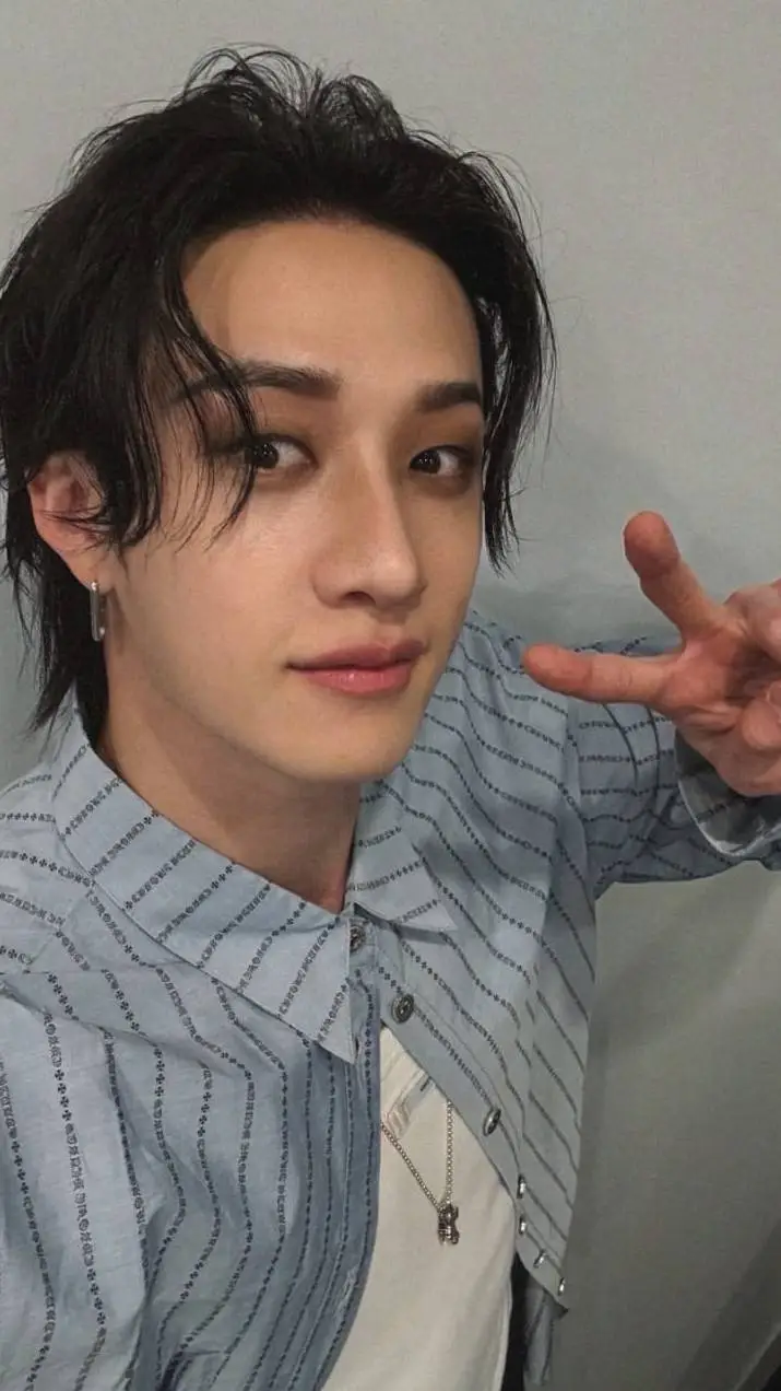ai character: Bangchan background