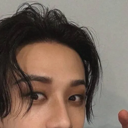 chat with ai character: Bangchan