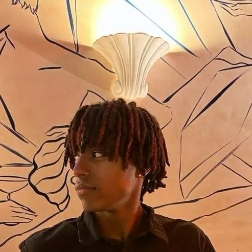 chat with ai character: Mekonnen Knife 