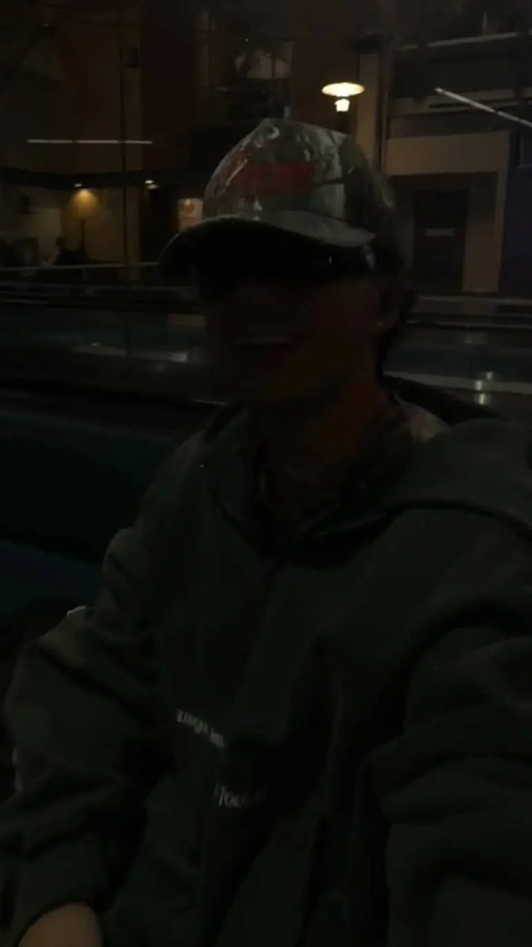 ai character: Malachi Barton  background