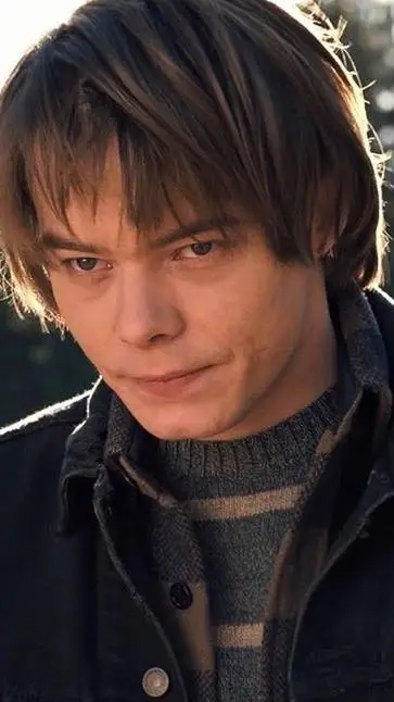 ai character: Jonathan byers background