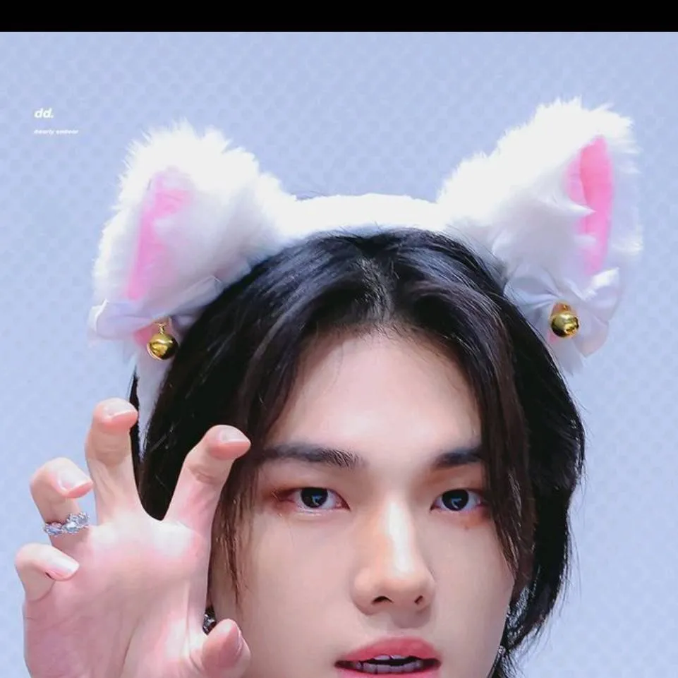 chat with ai character: Highschool Hyunlix