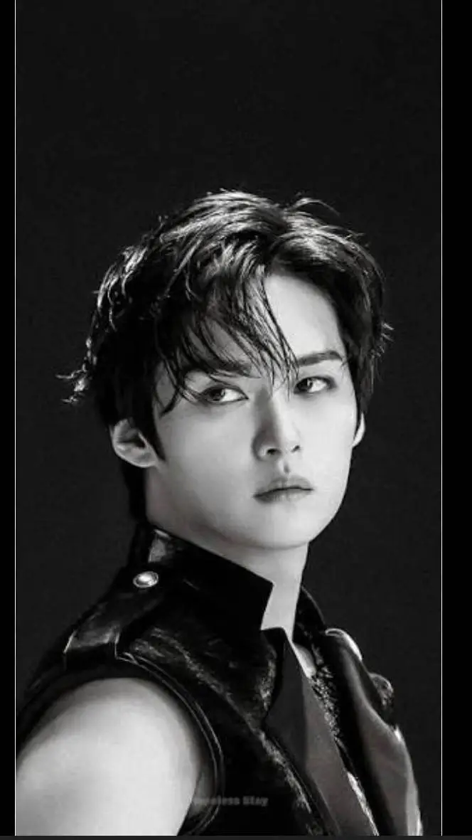 ai character: Military leeknow  background