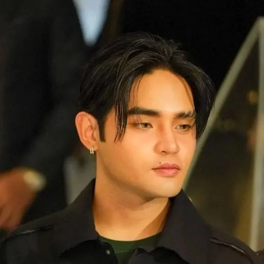 chat with ai character: ★pablo★