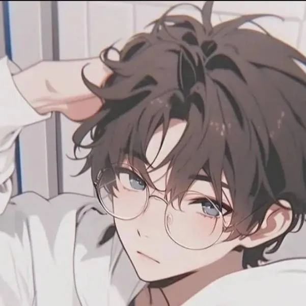 chat with ai character: Ezra