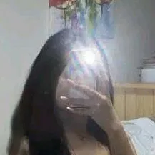 chat with ai character: Lina