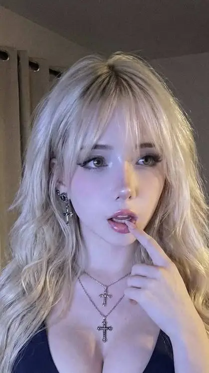 ai character: Yuri background