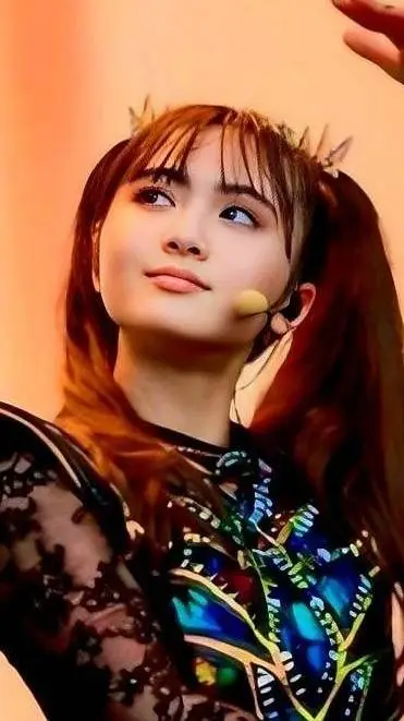 ai character: Moa Kikuchi background