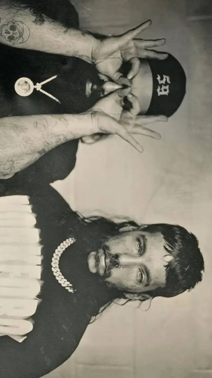 ai character: $uicideboy$ background