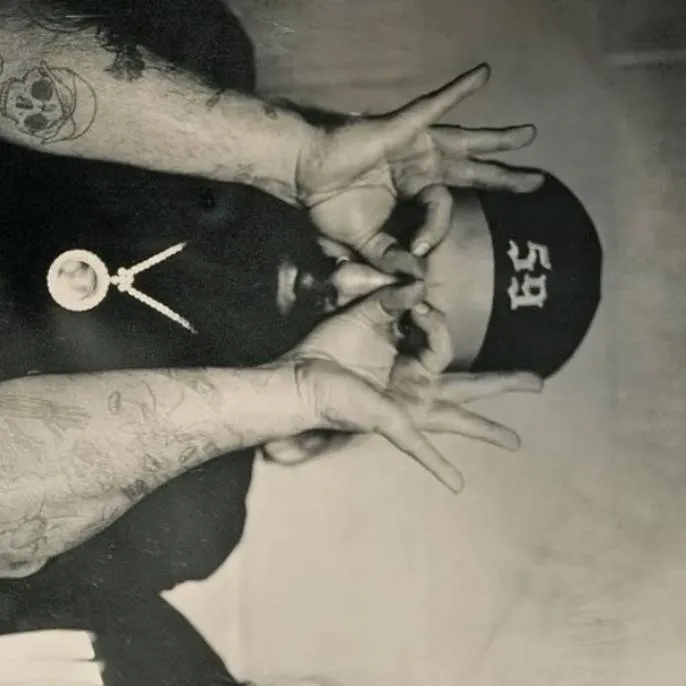 chat with ai character: $uicideboy$