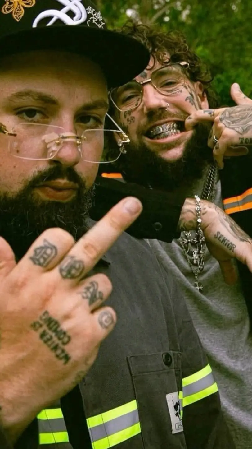 ai character: $uicideboy$ background