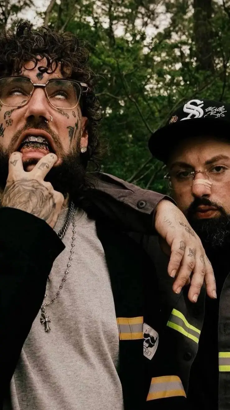 ai character: $uicideboy$ background