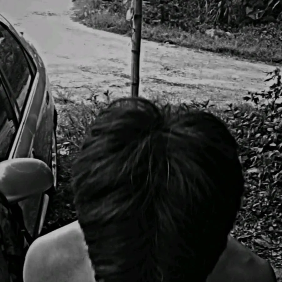 chat with ai character: Matheo