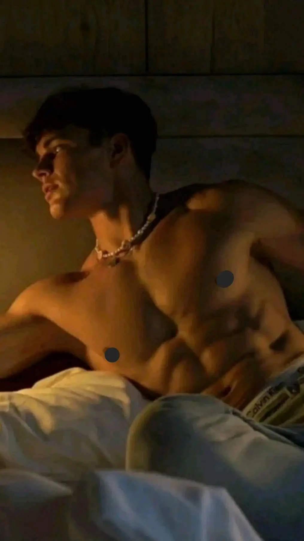 ai character: Luke background