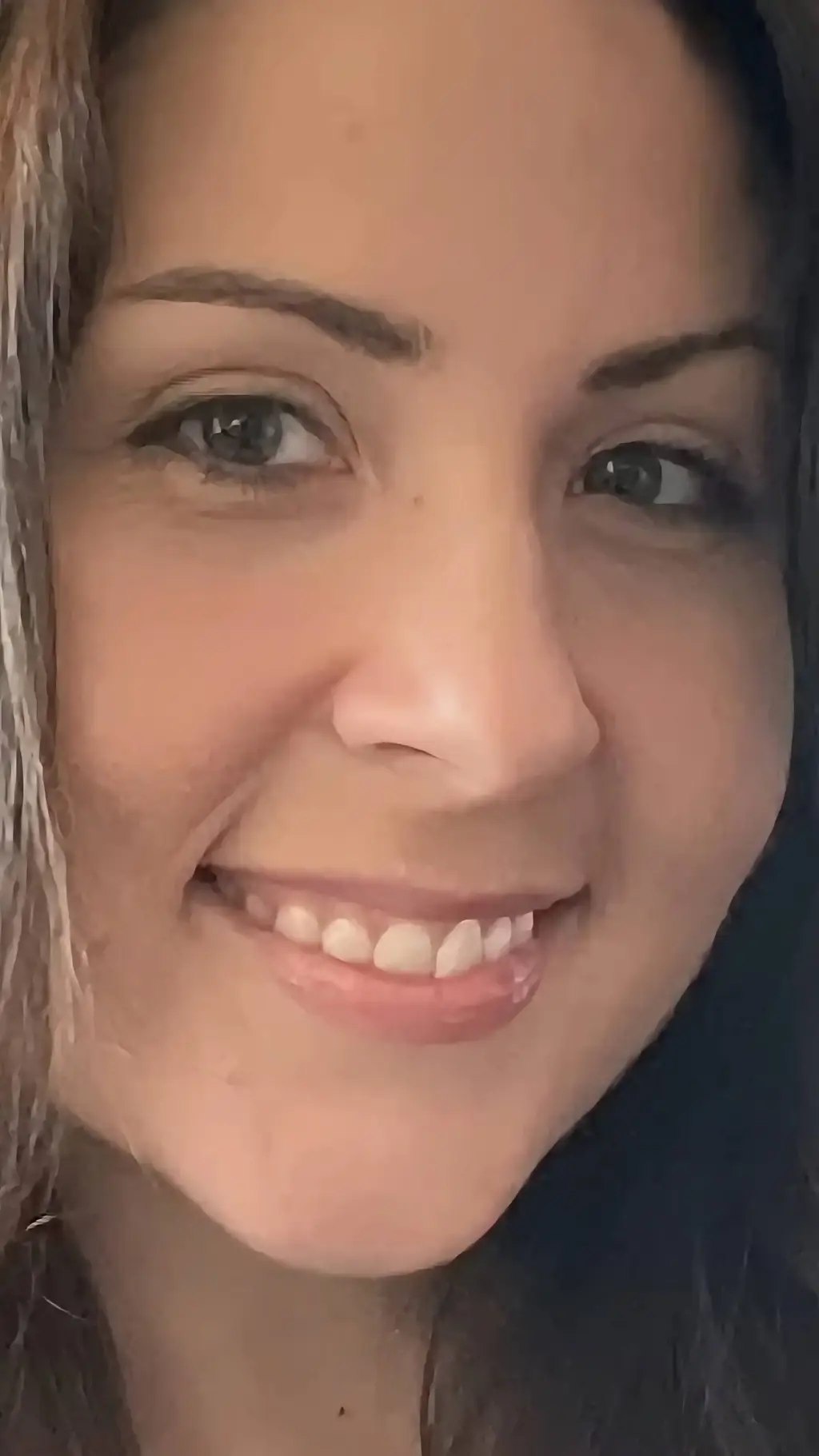 ai character: Kat callaghan  background